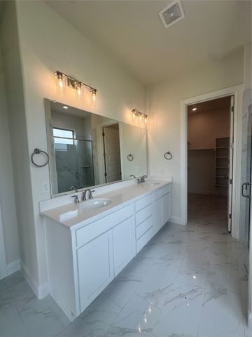 215 Stuart Street, Paradise, TX 76073