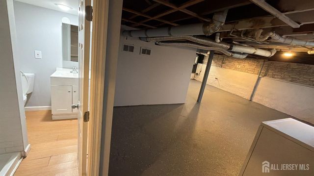 463 Valmere Avenue, Piscataway, NJ 08854