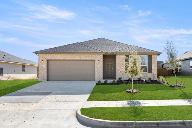 107 Manchester Drive, Cleburne, TX 76031