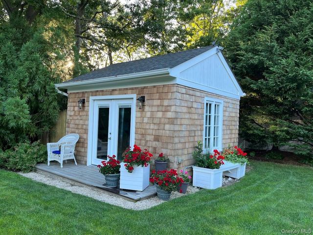 45 Bellows Terrace B, Hampton Bays, NY 11946