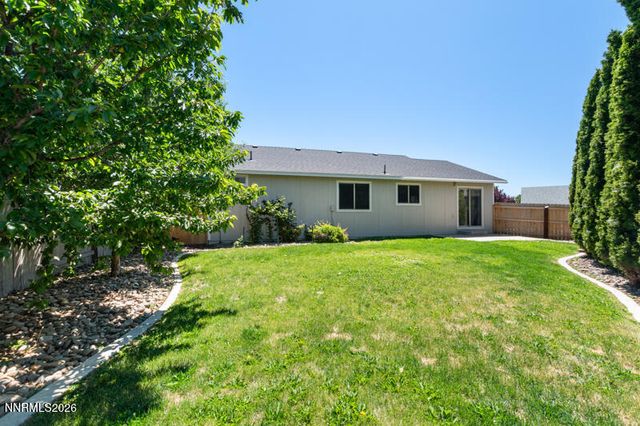 923 Ranchview Circle, Carson City, NV 89705