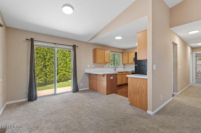 923 Ranchview Circle, Carson City, NV 89705