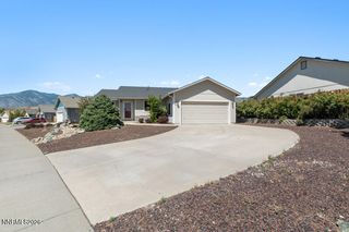 923 Ranchview Circle, Carson City, NV 89705