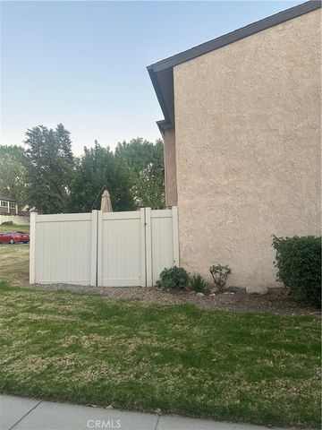 2052 Ashwood Court, San Bernardino, CA 92404