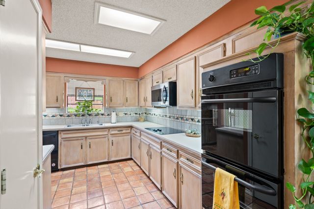 3910 Larkin Lane, Garland, TX 75043