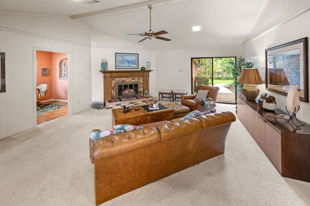 3910 Larkin Lane, Garland, TX 75043