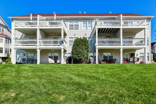 2237 Landings LANE, Delavan, WI 53115