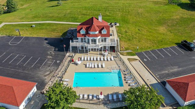 2237 Landings LANE, Delavan, WI 53115
