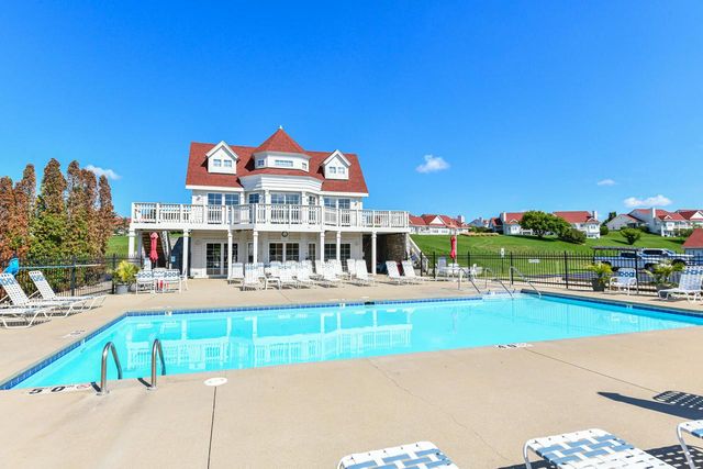 2237 Landings LANE, Delavan, WI 53115