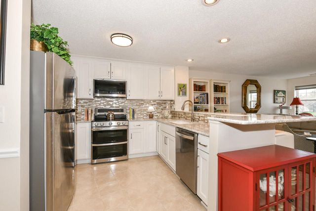 2237 Landings LANE, Delavan, WI 53115