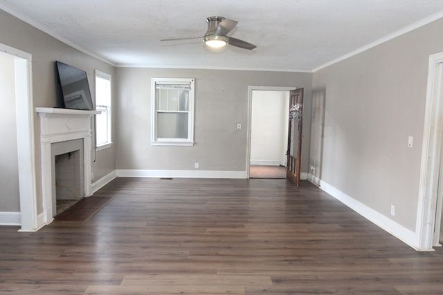 36 W Charlotte Avenue, Sumter, SC 29150