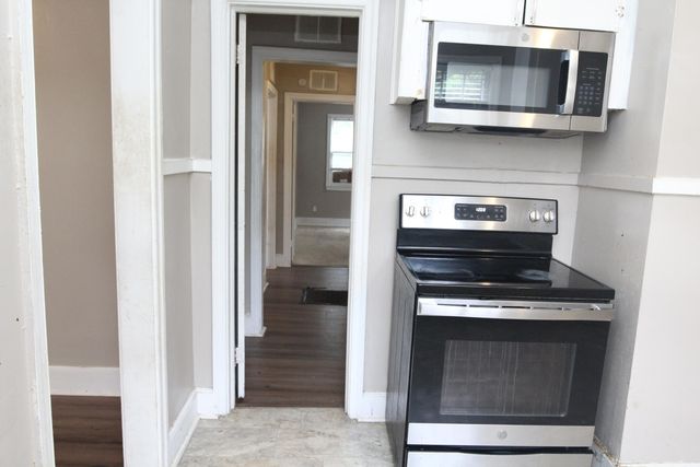 36 W Charlotte Avenue, Sumter, SC 29150