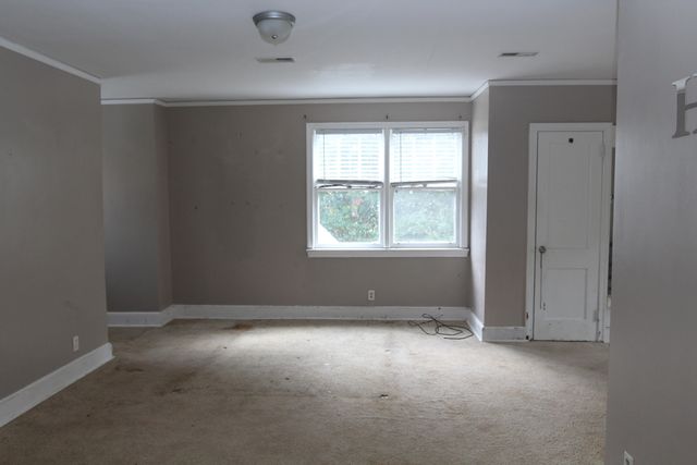 36 W Charlotte Avenue, Sumter, SC 29150