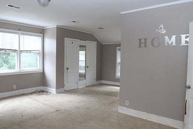 36 W Charlotte Avenue, Sumter, SC 29150