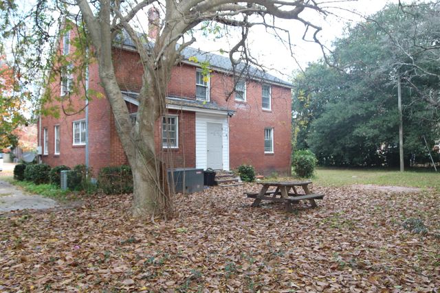 36 W Charlotte Avenue, Sumter, SC 29150