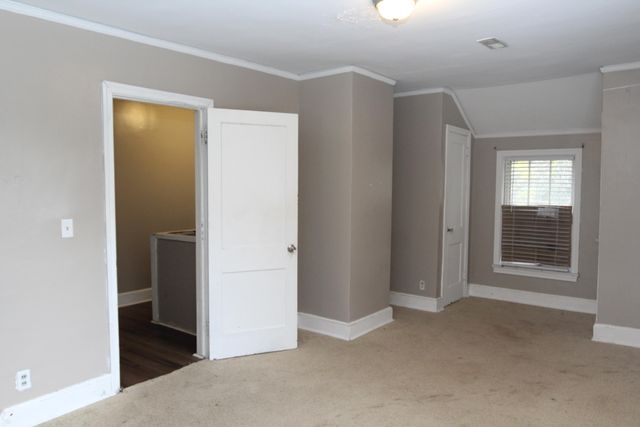 36 W Charlotte Avenue, Sumter, SC 29150