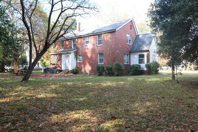 36 W Charlotte Avenue, Sumter, SC 29150