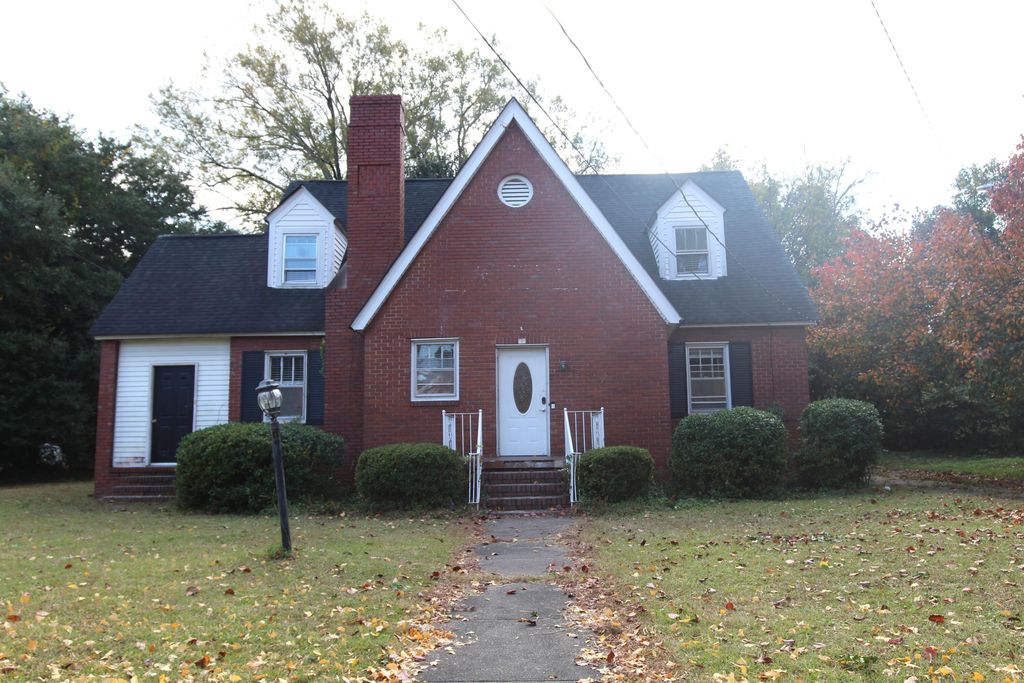 36 W Charlotte Avenue, Sumter, SC 29150