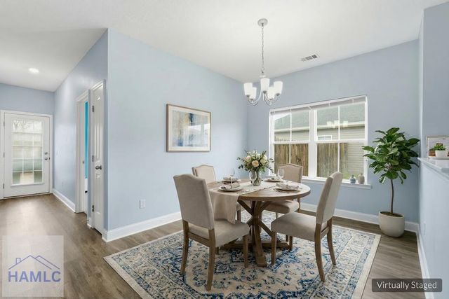 220 Cherokee Oaks Xing, Hinesville, GA 31313