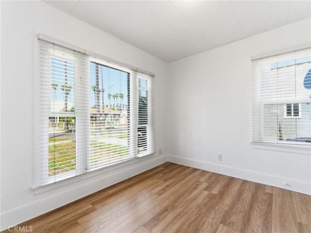 4900 8th Avenue, Los Angeles, CA 90043