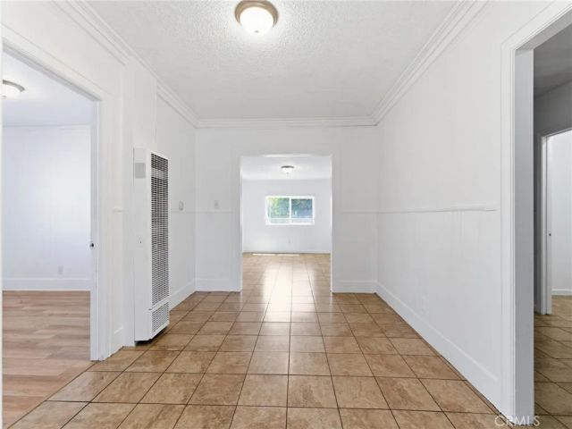 4900 8th Avenue, Los Angeles, CA 90043