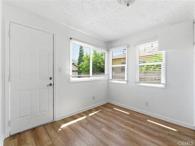 4900 8th Avenue, Los Angeles, CA 90043