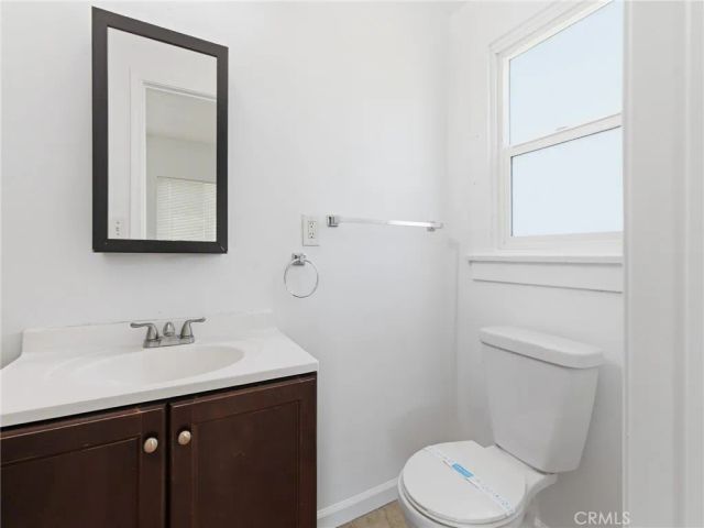 4900 8th Avenue, Los Angeles, CA 90043