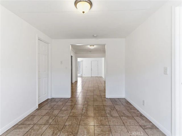 4900 8th Avenue, Los Angeles, CA 90043