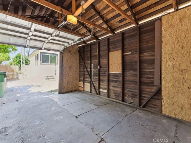 4900 8th Avenue, Los Angeles, CA 90043