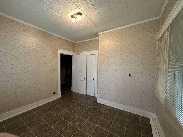 626 S 1st St, Pulaski, TN 38478