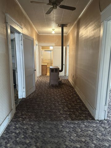 626 S 1st St, Pulaski, TN 38478