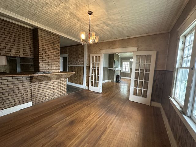 626 S 1st St, Pulaski, TN 38478