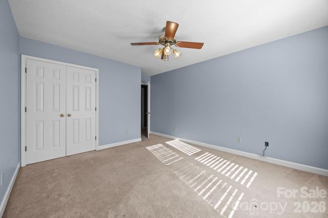 280 Birchridge Drive, Kernersville, NC 27284