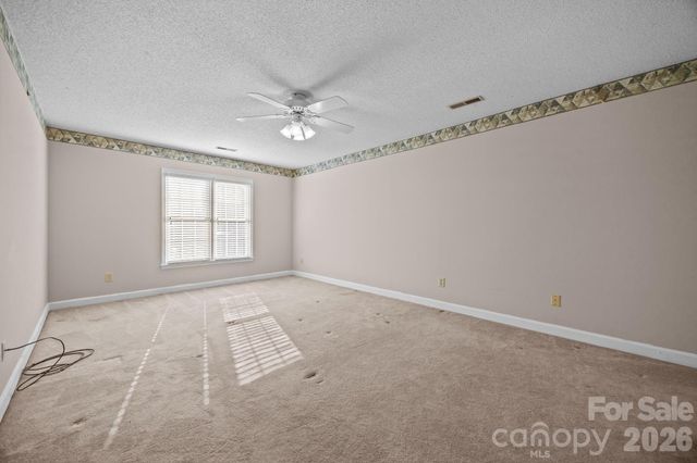 280 Birchridge Drive, Kernersville, NC 27284