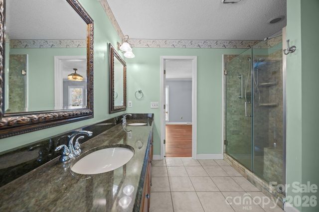 280 Birchridge Drive, Kernersville, NC 27284
