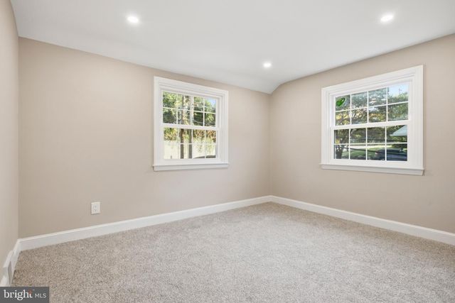 112 E THOMSON AVE, Springfield, PA 19064