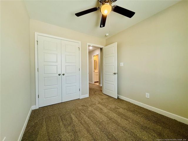 8107 King Road, Fayetteville, NC 28306