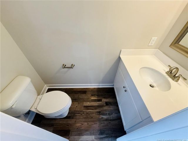 8107 King Road, Fayetteville, NC 28306