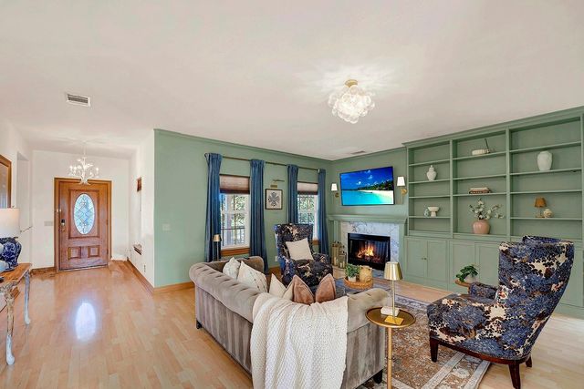 1061 Cascade TRL, San Marcos, TX 78666
