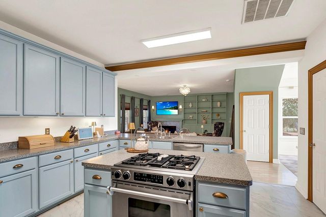 1061 Cascade TRL, San Marcos, TX 78666