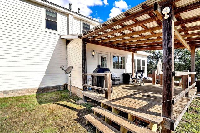 1061 Cascade TRL, San Marcos, TX 78666