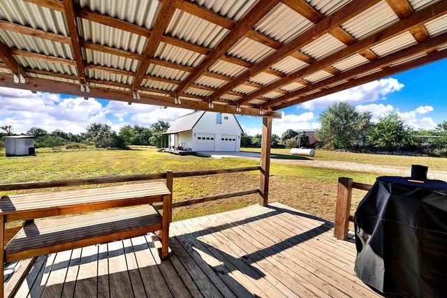 1061 Cascade TRL, San Marcos, TX 78666