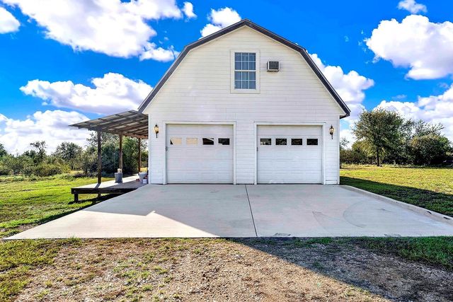 1061 Cascade TRL, San Marcos, TX 78666