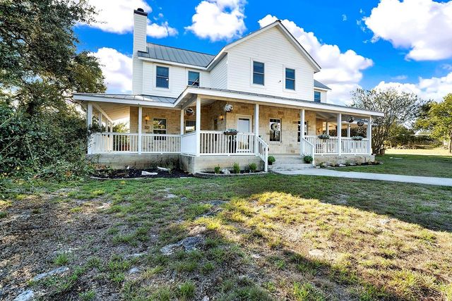 1061 Cascade TRL, San Marcos, TX 78666