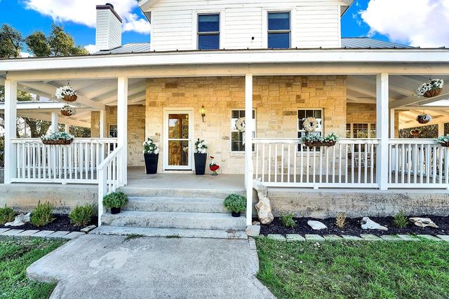1061 Cascade TRL, San Marcos, TX 78666