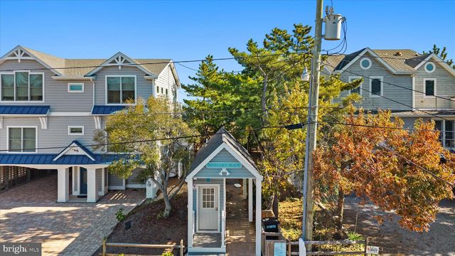 2 BRIDGE RD, Bethany Beach, DE 19930