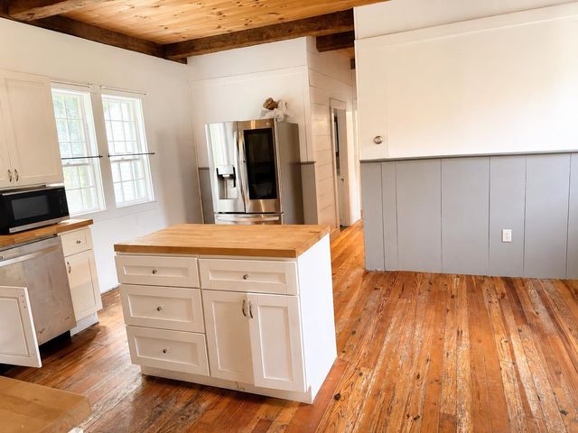 193 New Durham Road, Alton, NH 03809