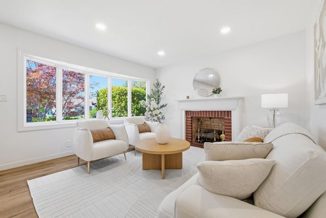 927 Madeline Lane, Santa Clara, CA 95050