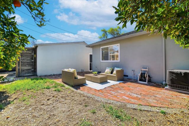 927 Madeline Lane, Santa Clara, CA 95050