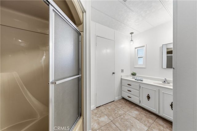 14851 Jeffrey 7, Irvine, CA 92618